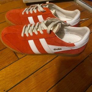 Gola Elan Red and White Sneakers, size 6.5